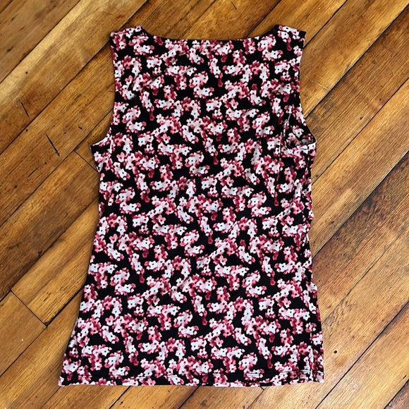 Women’s tank - Picture 2 of 3